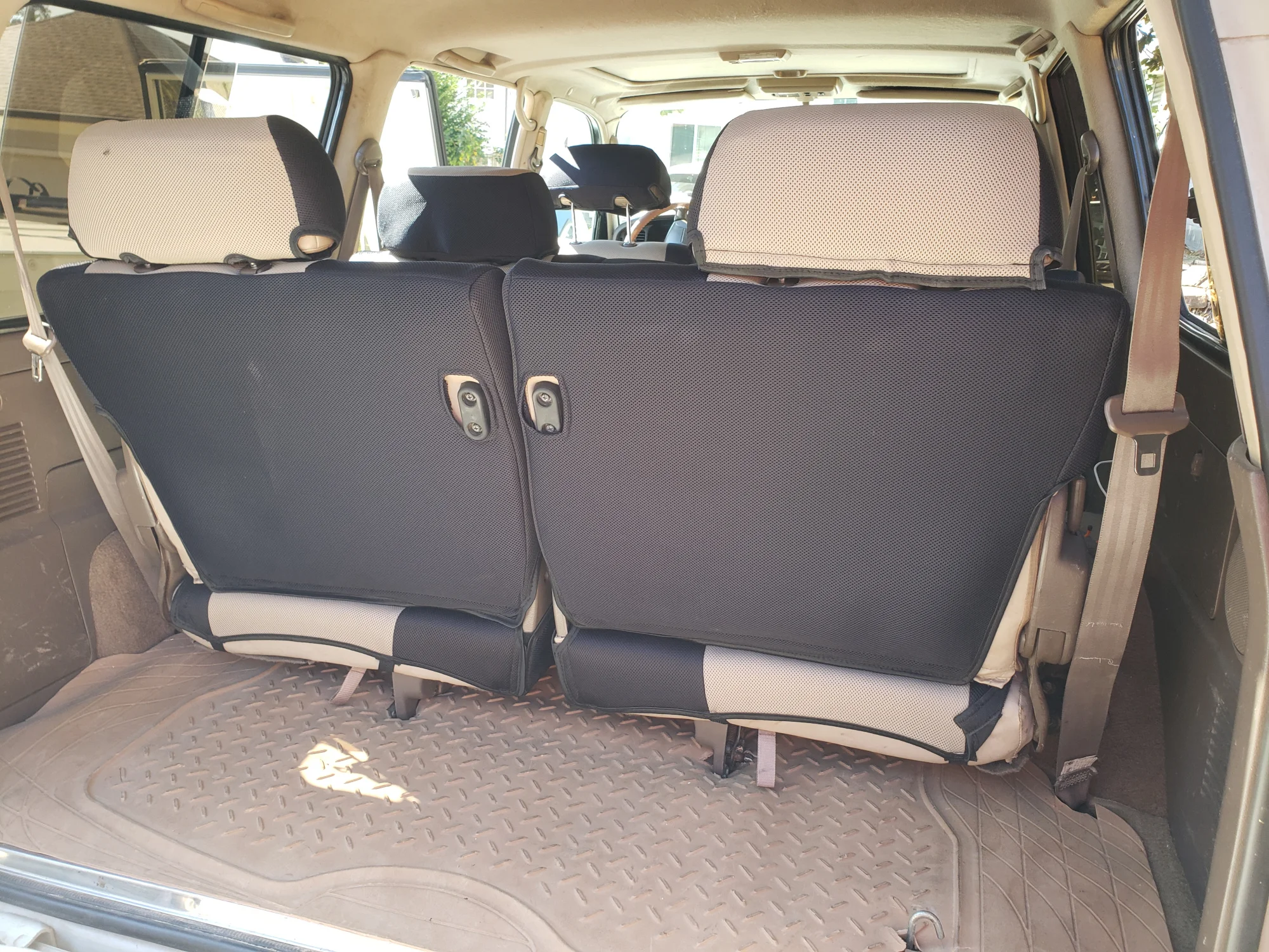 FZj80-coverking-velocivent-costco-3rd-rear.webp