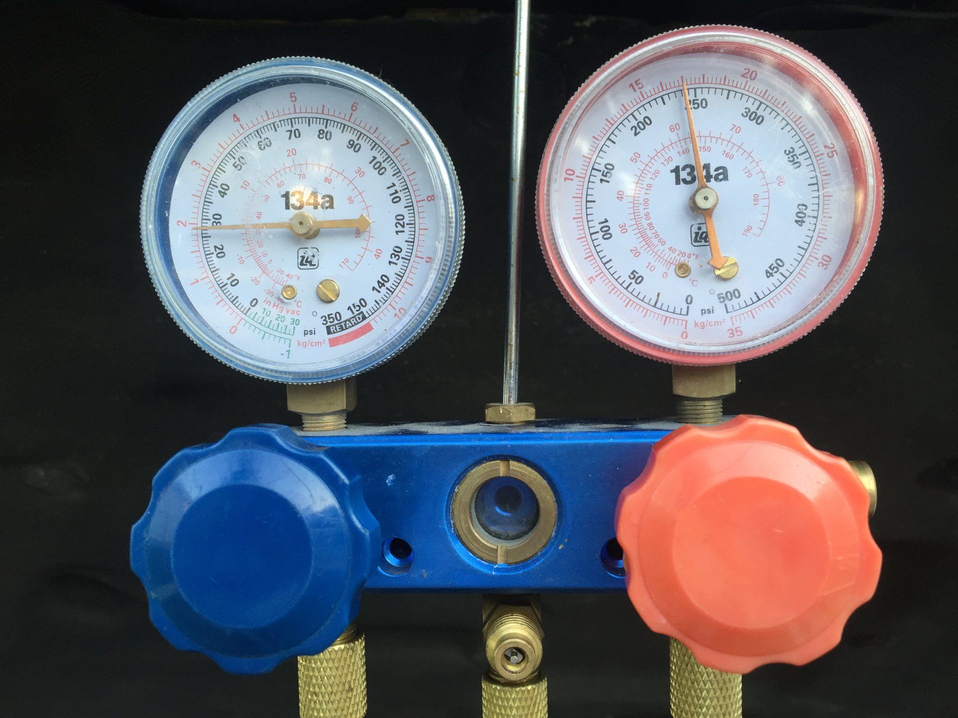 Gages.JPG