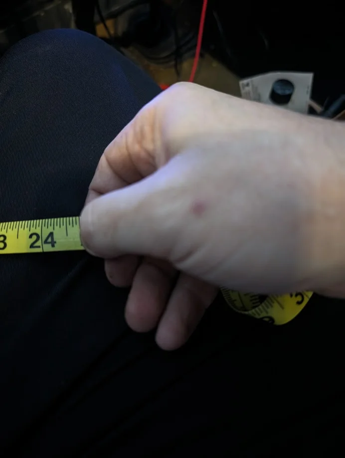 Gap Between Side spoke around top to other side spoke (inside).jpg