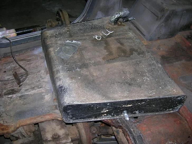 gas tank1.webp
