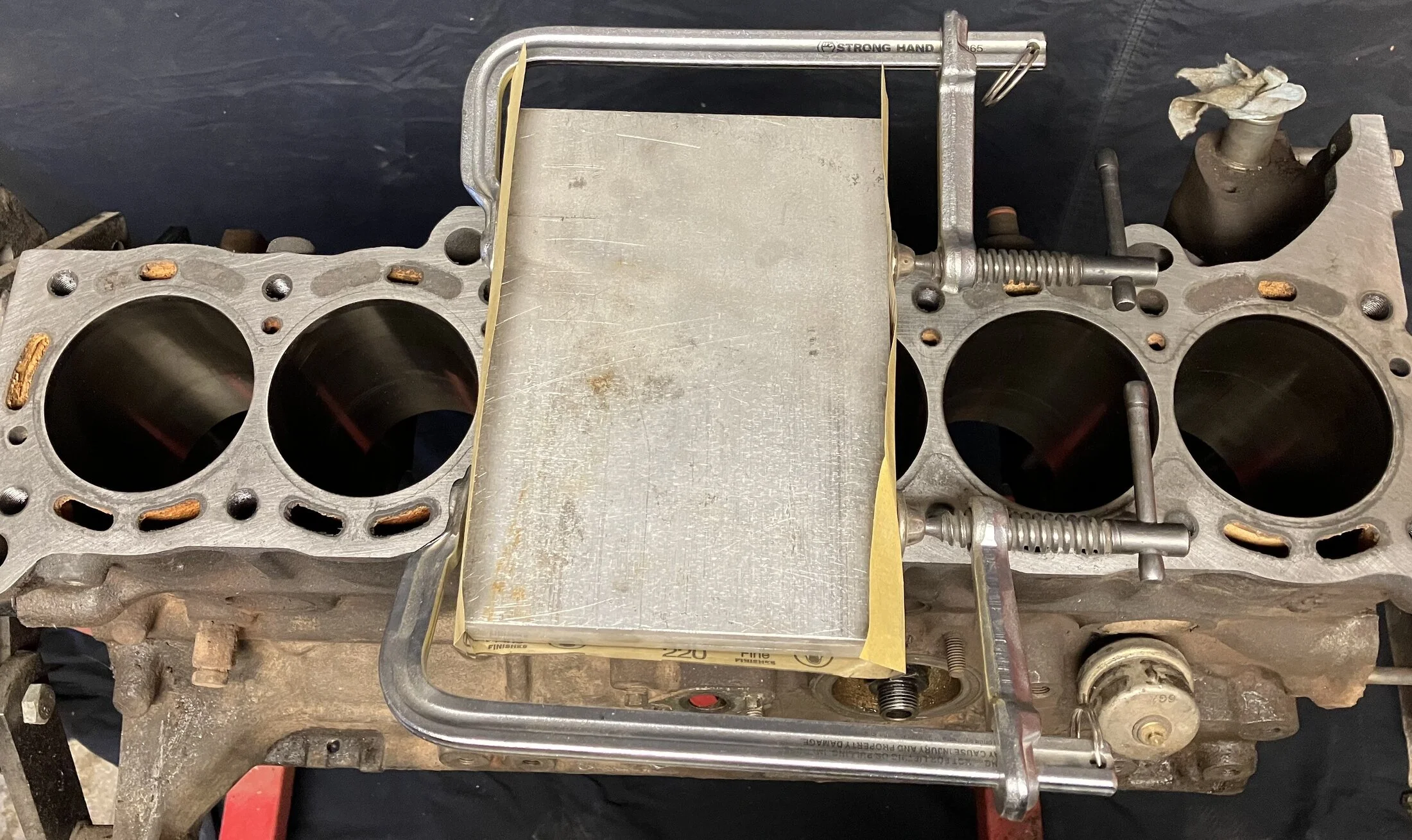 Gasket surface cleaning.webp