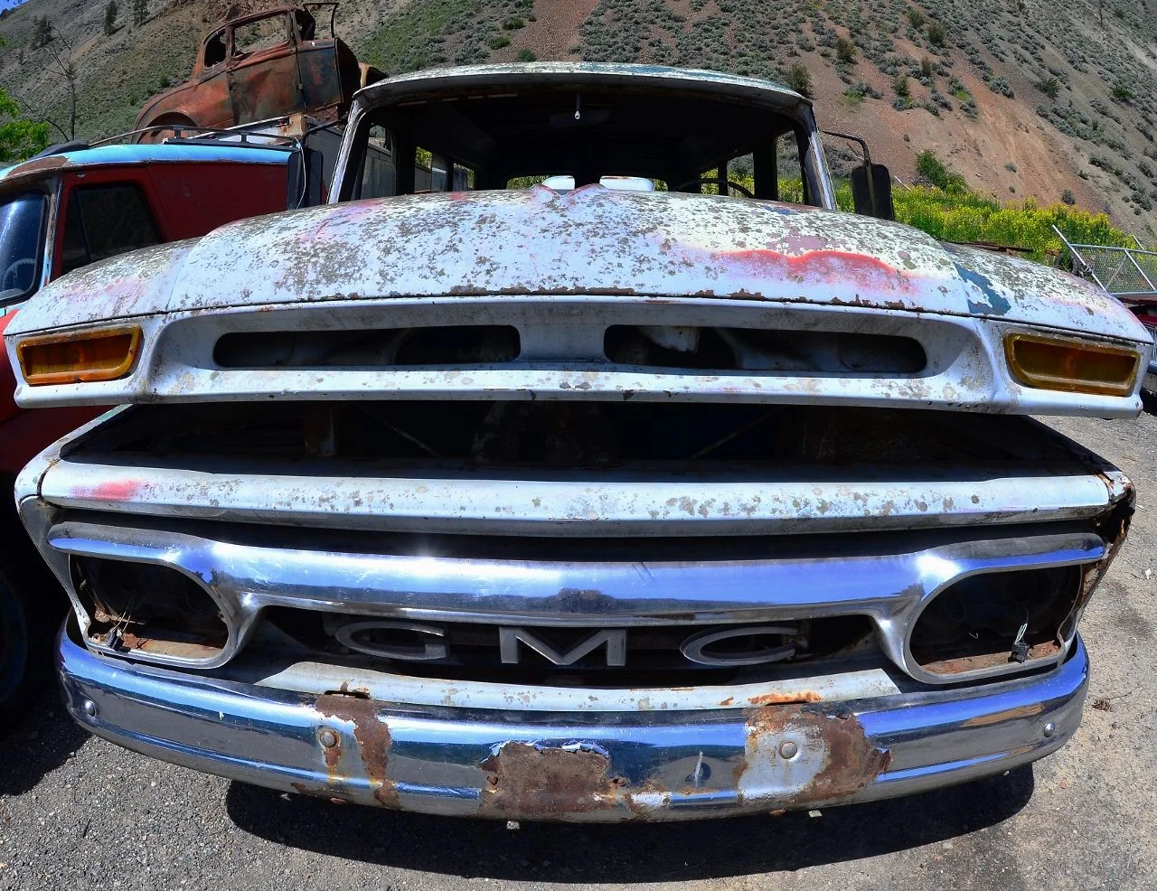 GMC (1280x986).webp