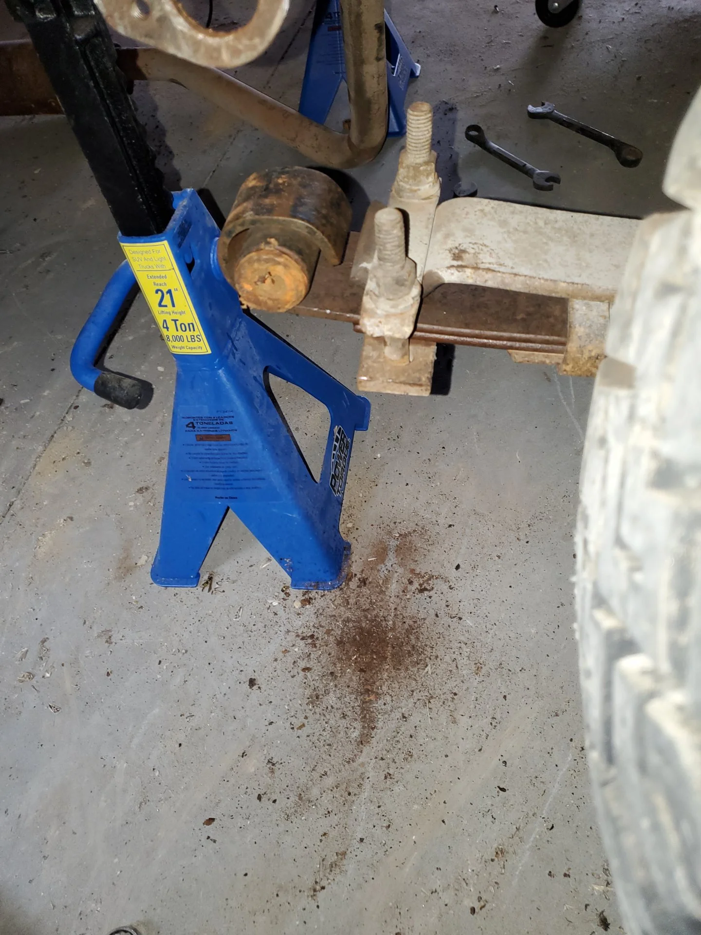 GOT THE EYE OUT OF THE HANGER.webp