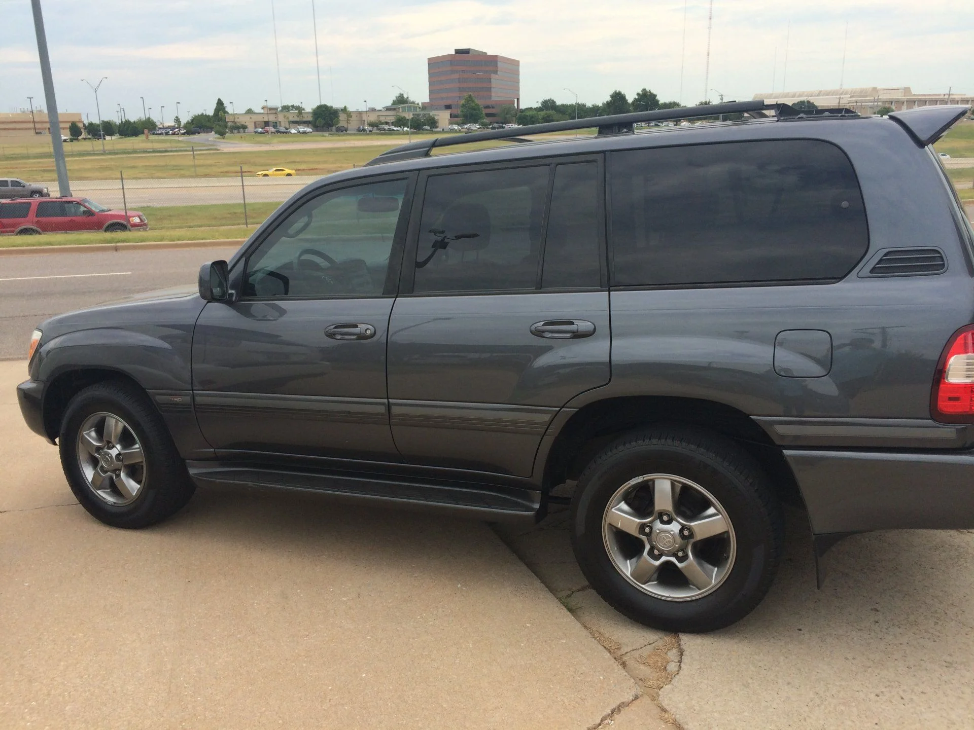 Gray Cruiser 1.webp