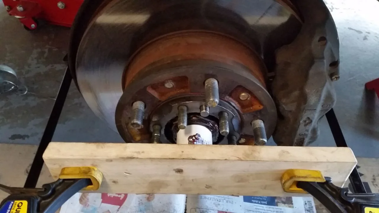 grease_spindle1.webp