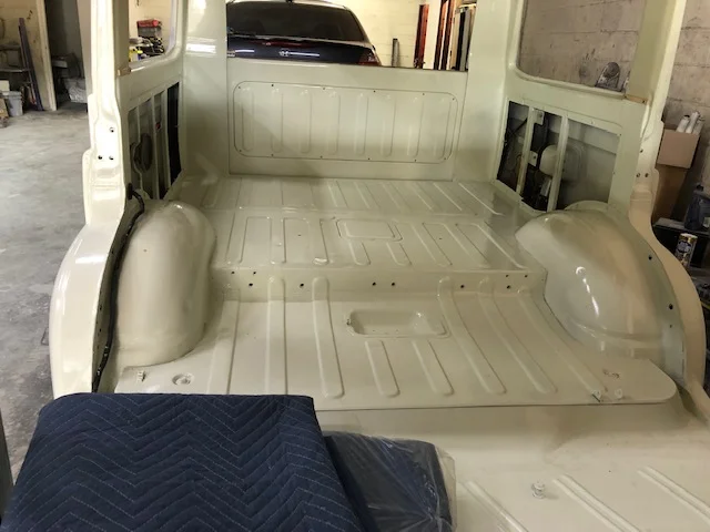 grn white floor paint 2.webp