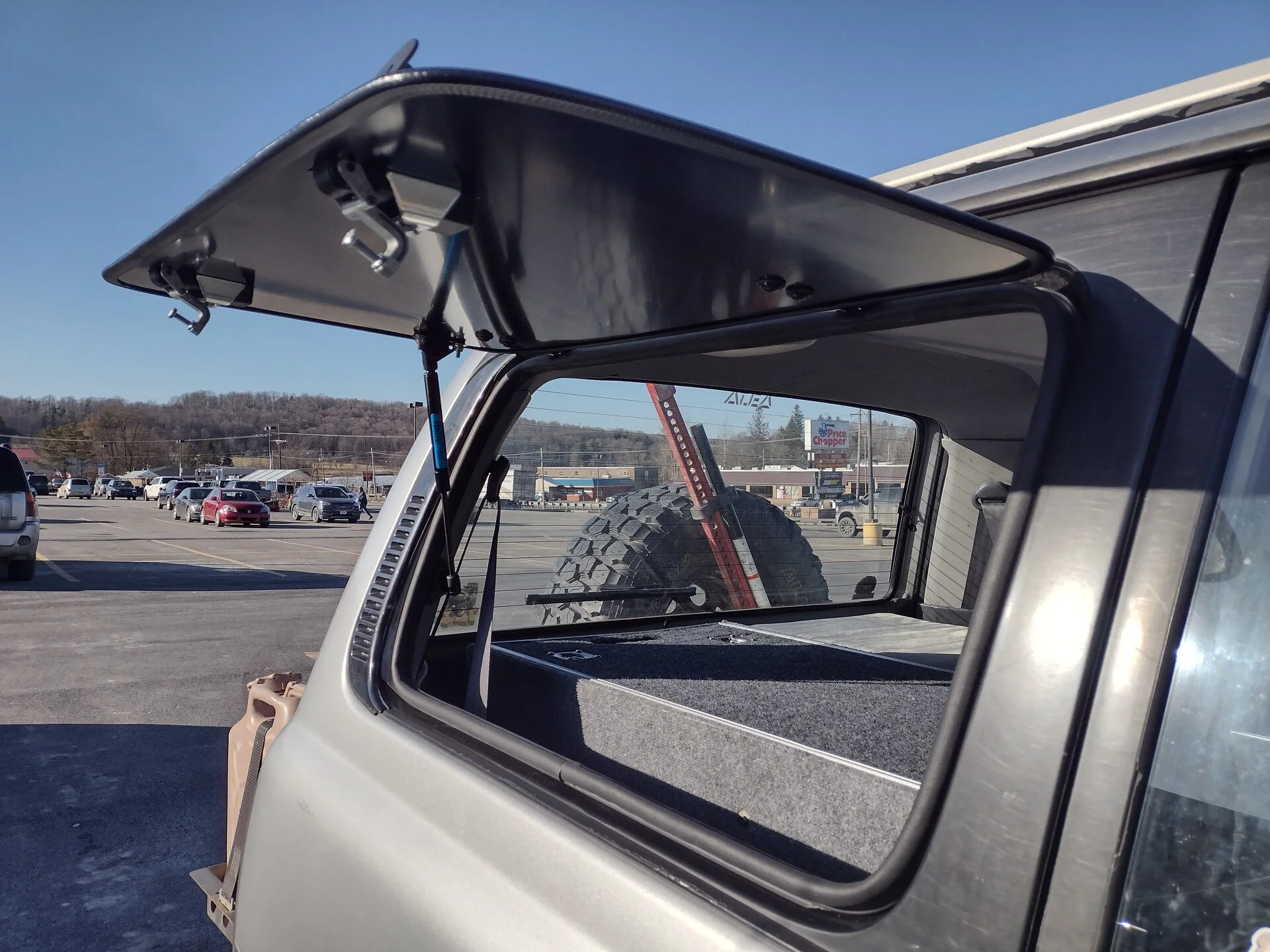 Gull Wing open.jpg