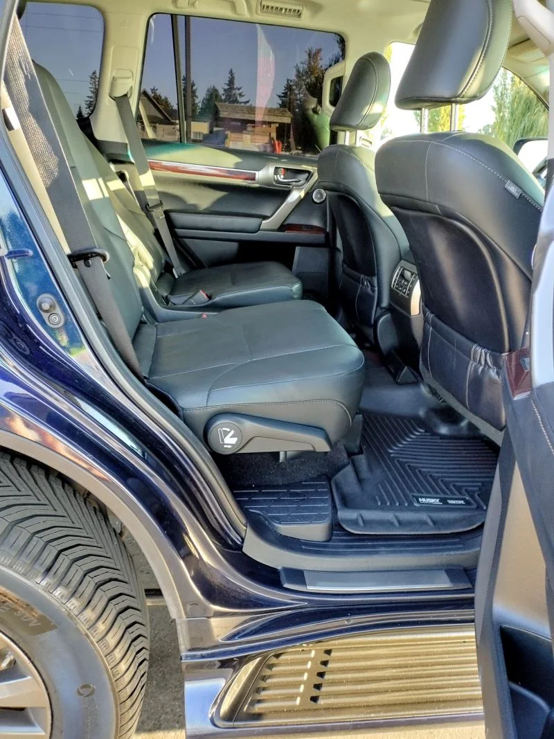 gx back seat.webp