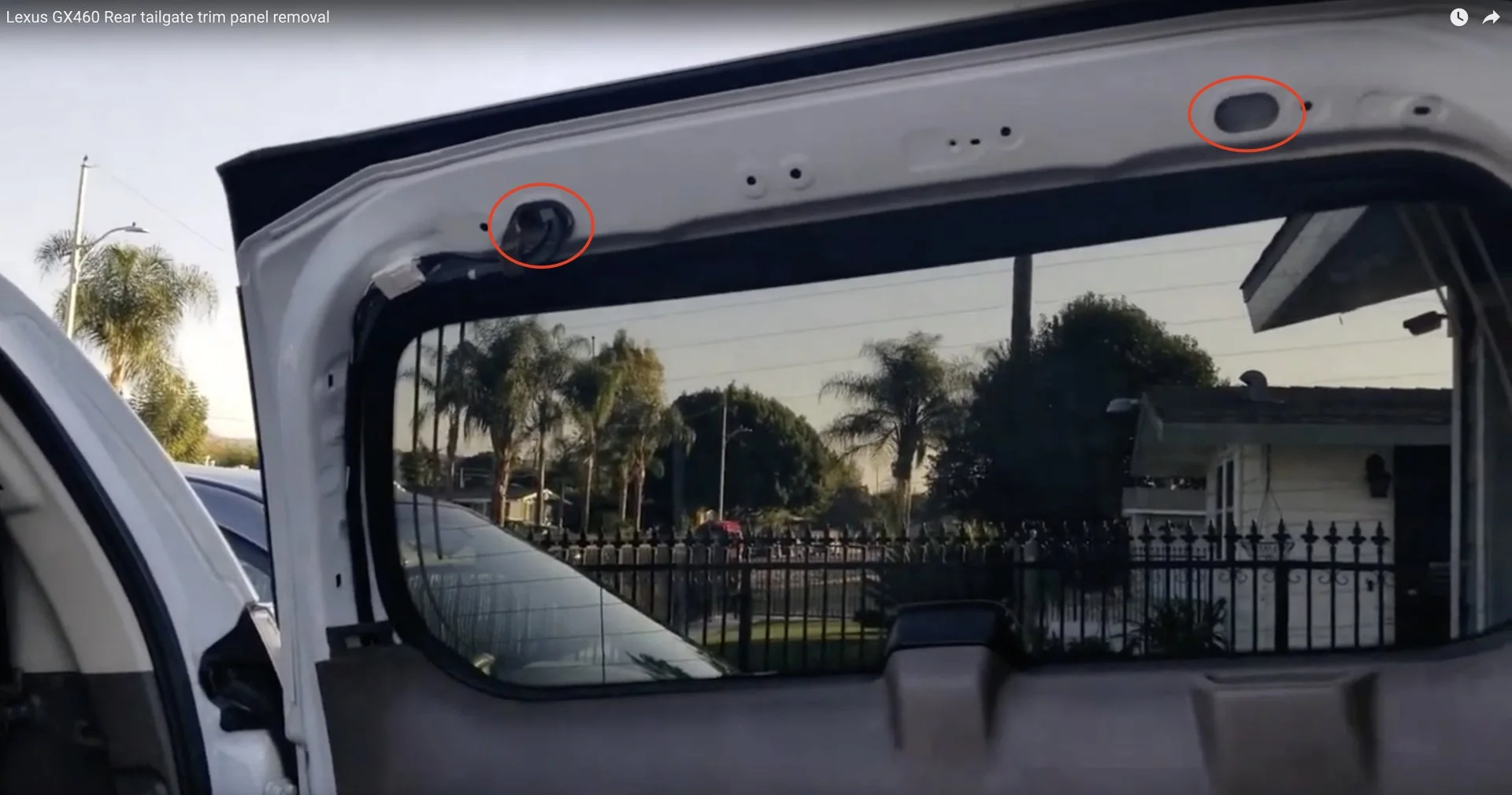 GX460_rear_door.webp