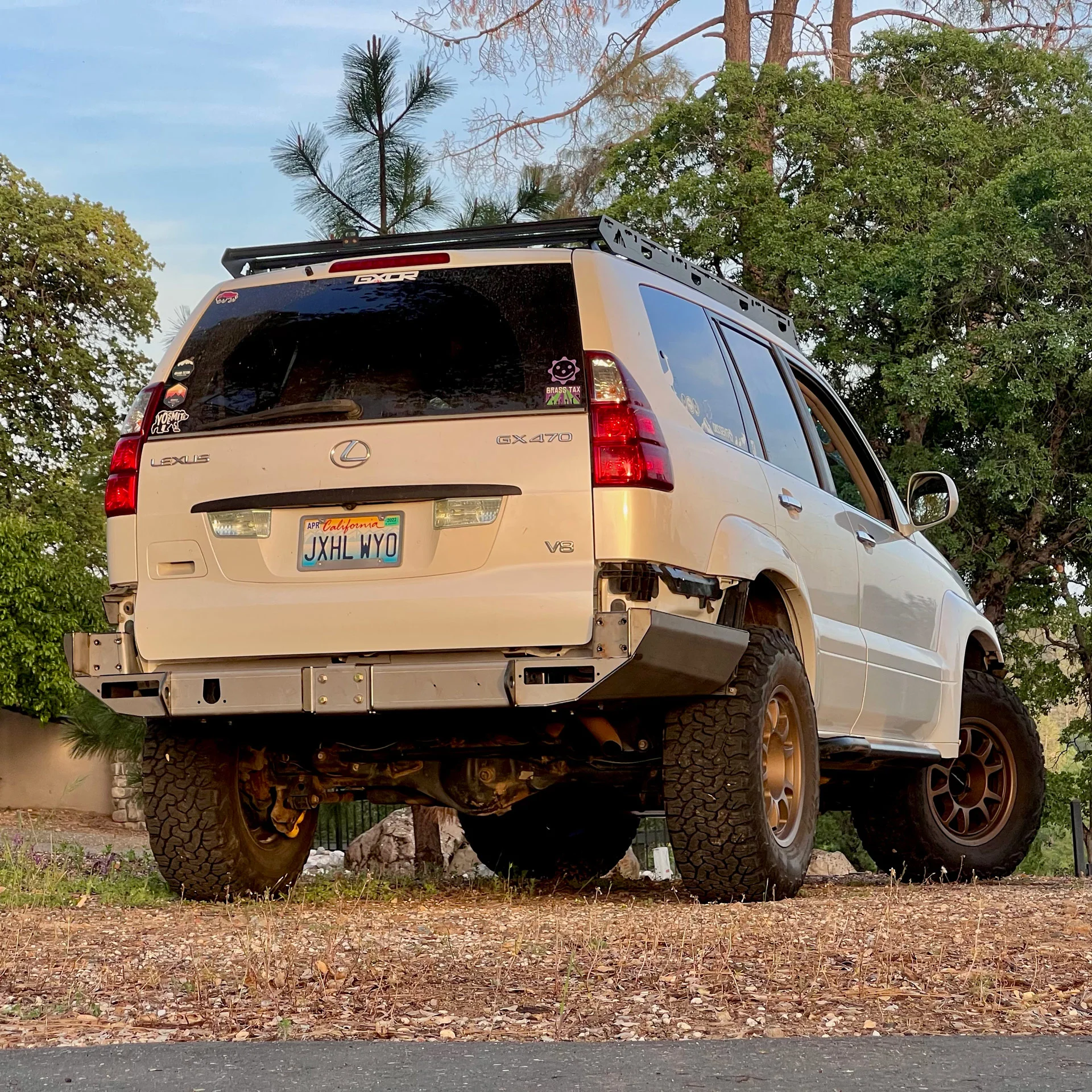 gx470-rear-preview-02.webp