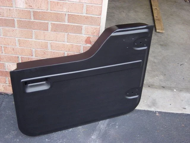 halfdoor r-front black primer.webp