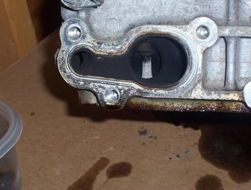 Head EGR port PS.webp