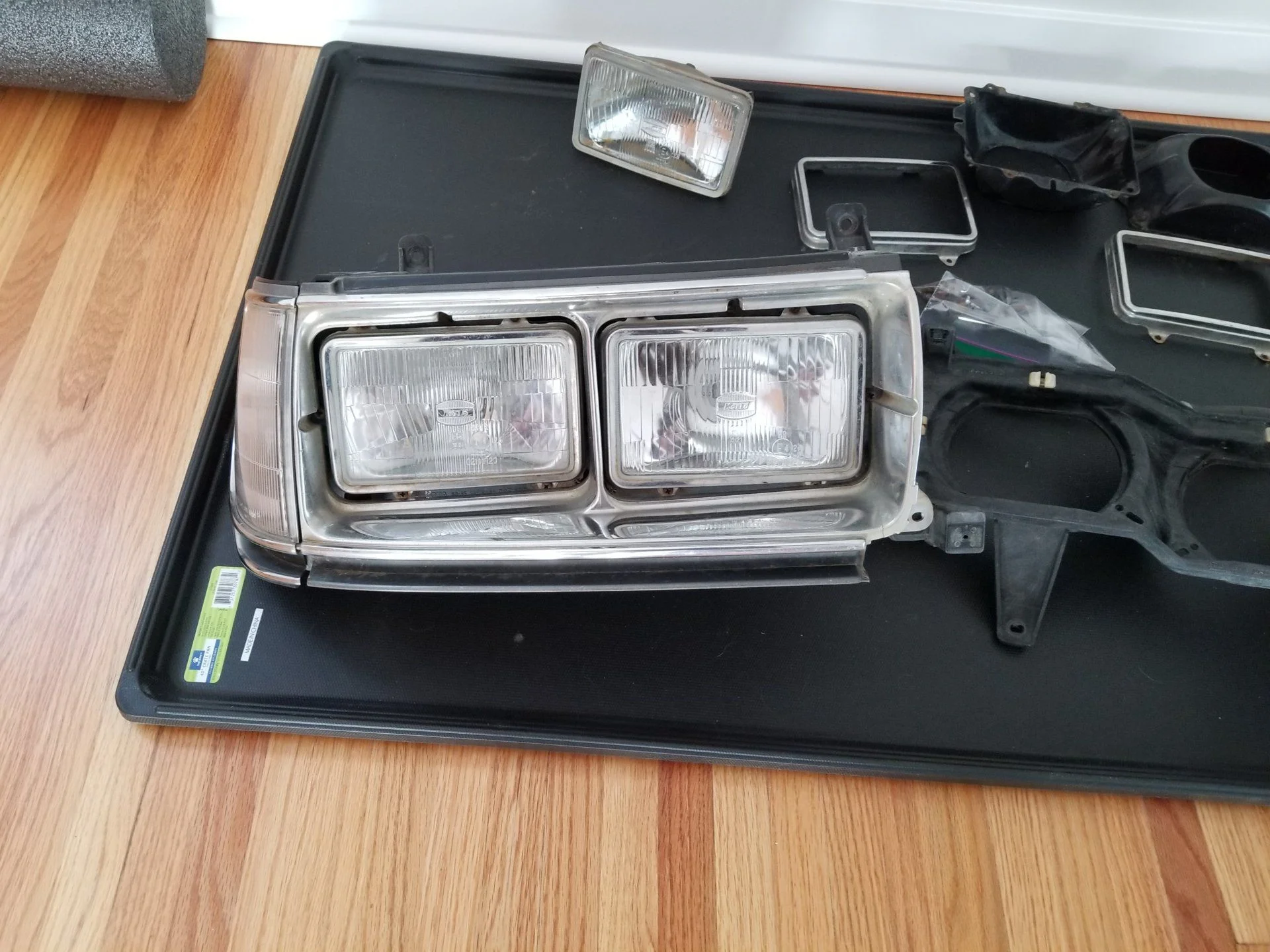 headlight.webp
