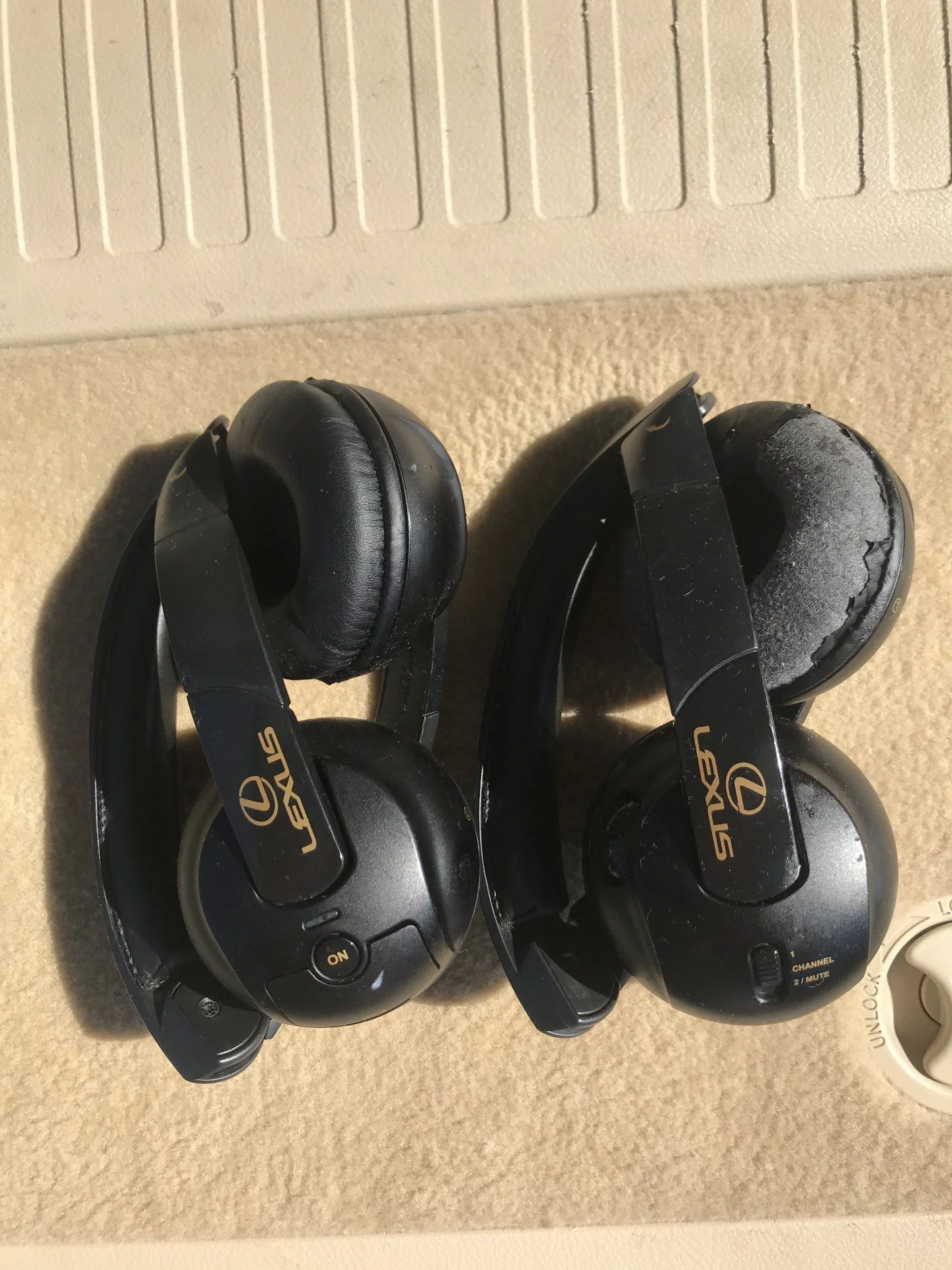 headphones.webp