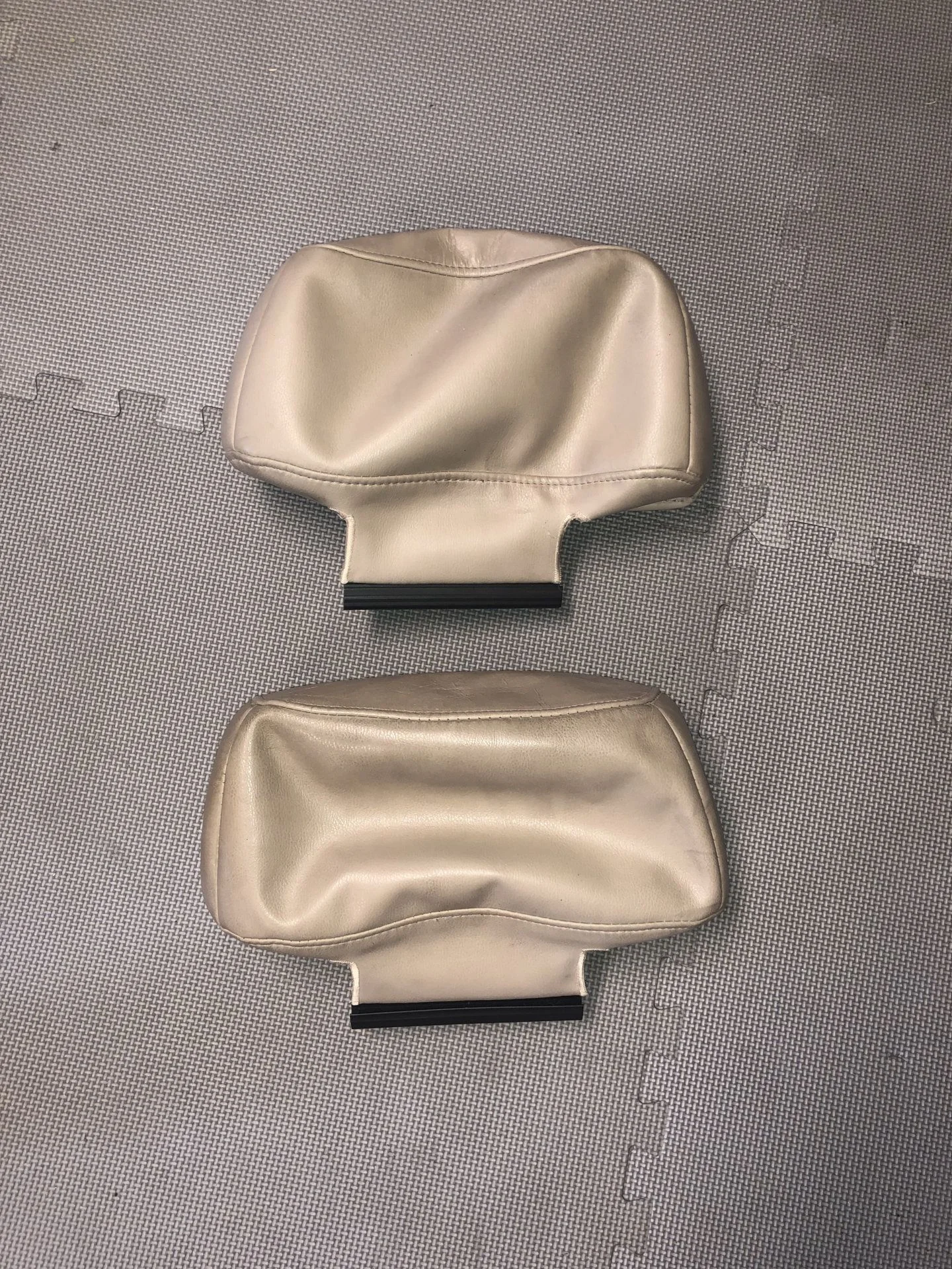 headrest2.webp
