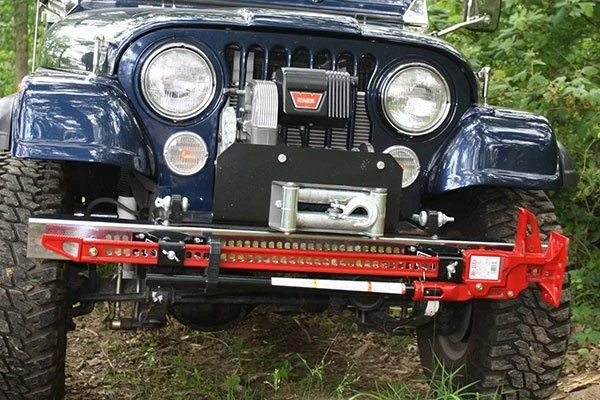hi-lift-4xrac-lifestyle.webp