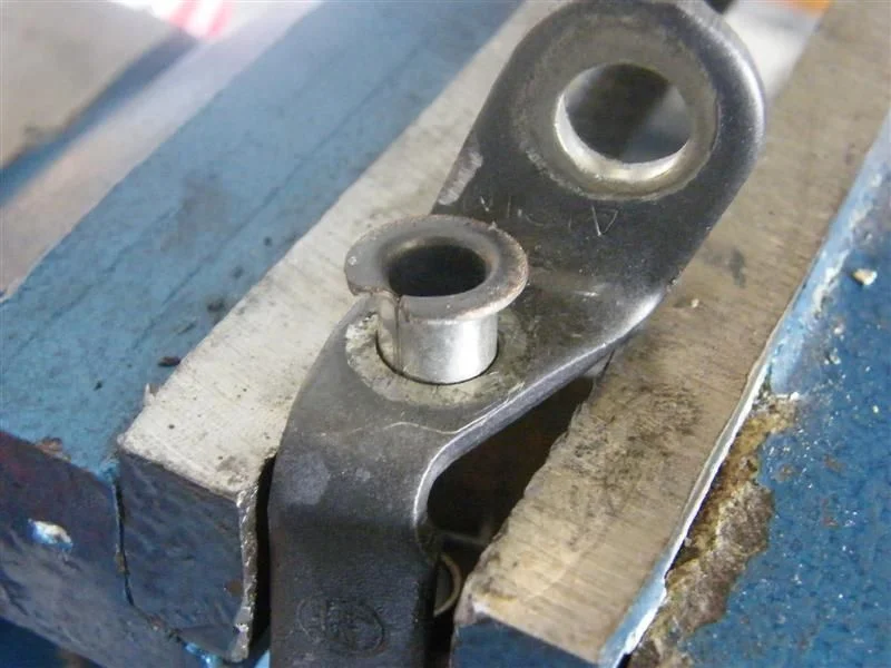 hinge vice (Medium).webp