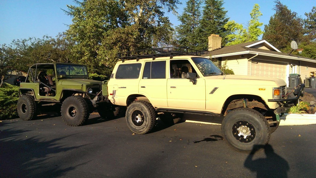 1977 fj40 and 1981 fj60 in Medford, Oregon
