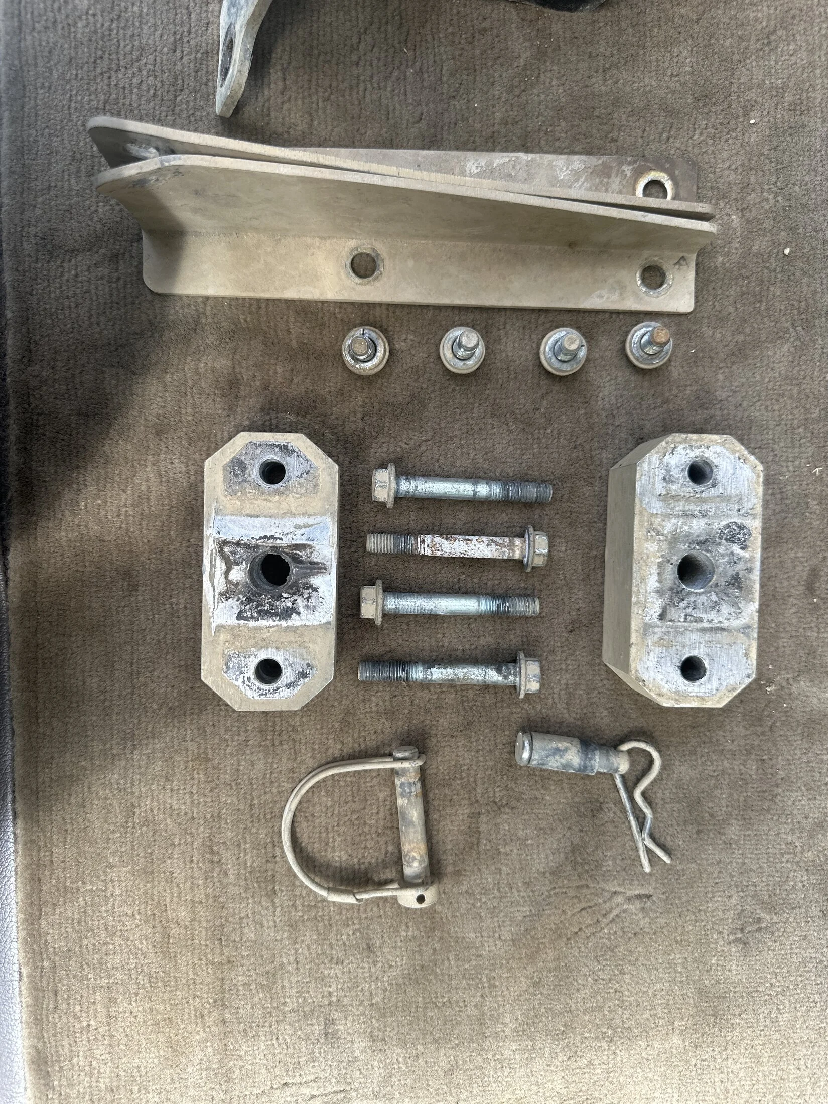 For Sale Chattanooga, TN 97 80 Series Front Sway Bar Brackets / OEM and LCP Quick Release