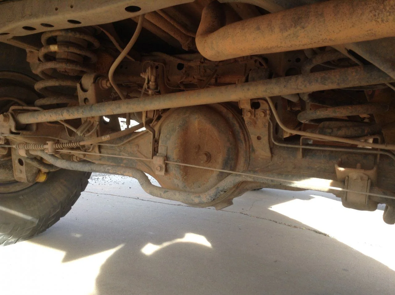 994 FJ80, Locker in Rear, 2" Lift, Winch, 35" Tires.  Southern Utah