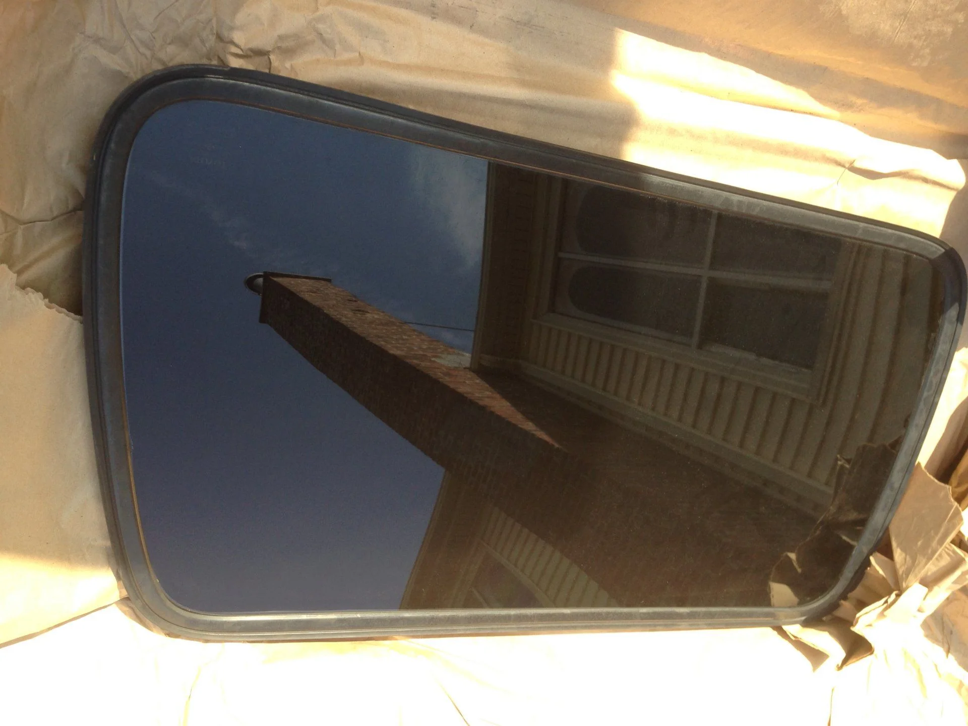 For Sale - JDM 80 / 81 Non-sliding solid rear glass quarter windows ...