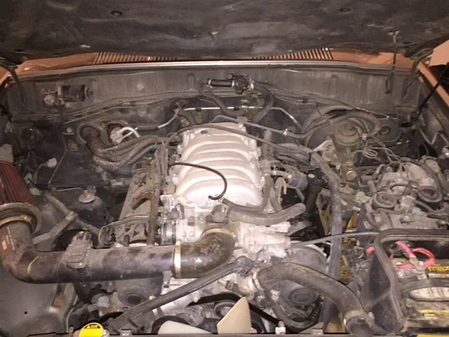 2UZ V8 '97 Anniv. Lockers