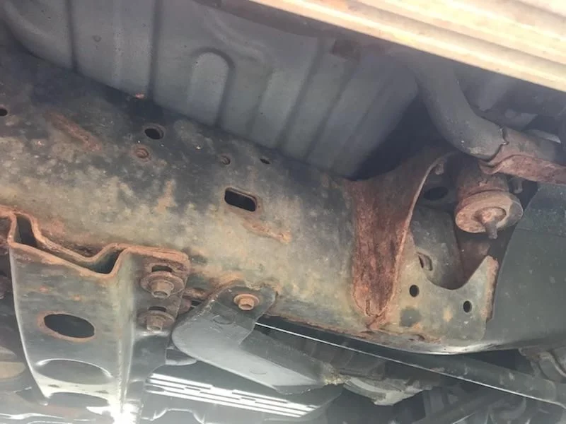 Undercarriage rust - 2000 LC 108K miles - the experts say?