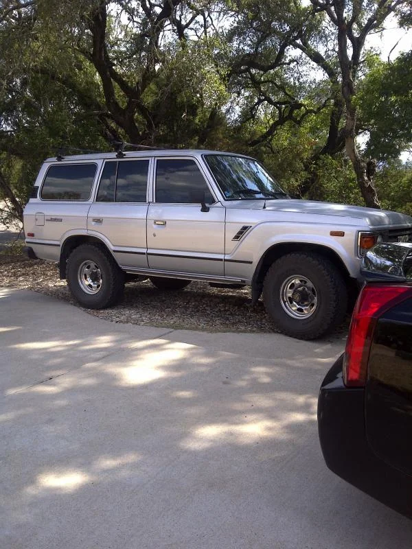 1985 FJ60 Silver - No rust - I'm 3rd TX owner
