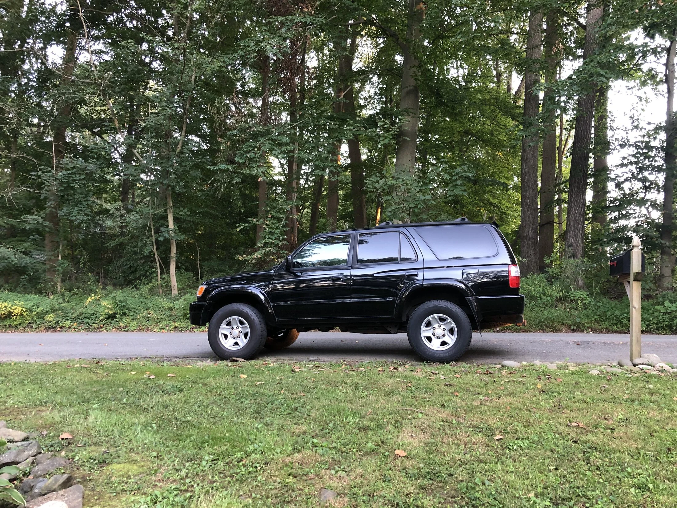 2000 4Runner Highlander Edition (Sport) Black on Grey Blown Headgasket 245k miles