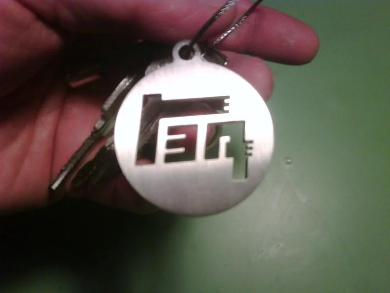 IMG00691-20111106-1745 key chain.webp