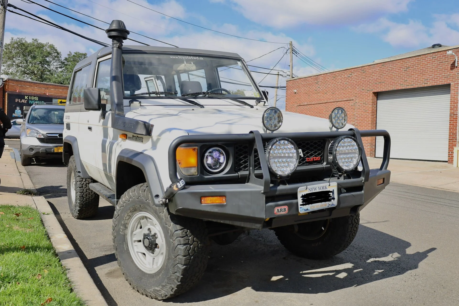 New York City, NY: 1987 Land Cruiser LJ73