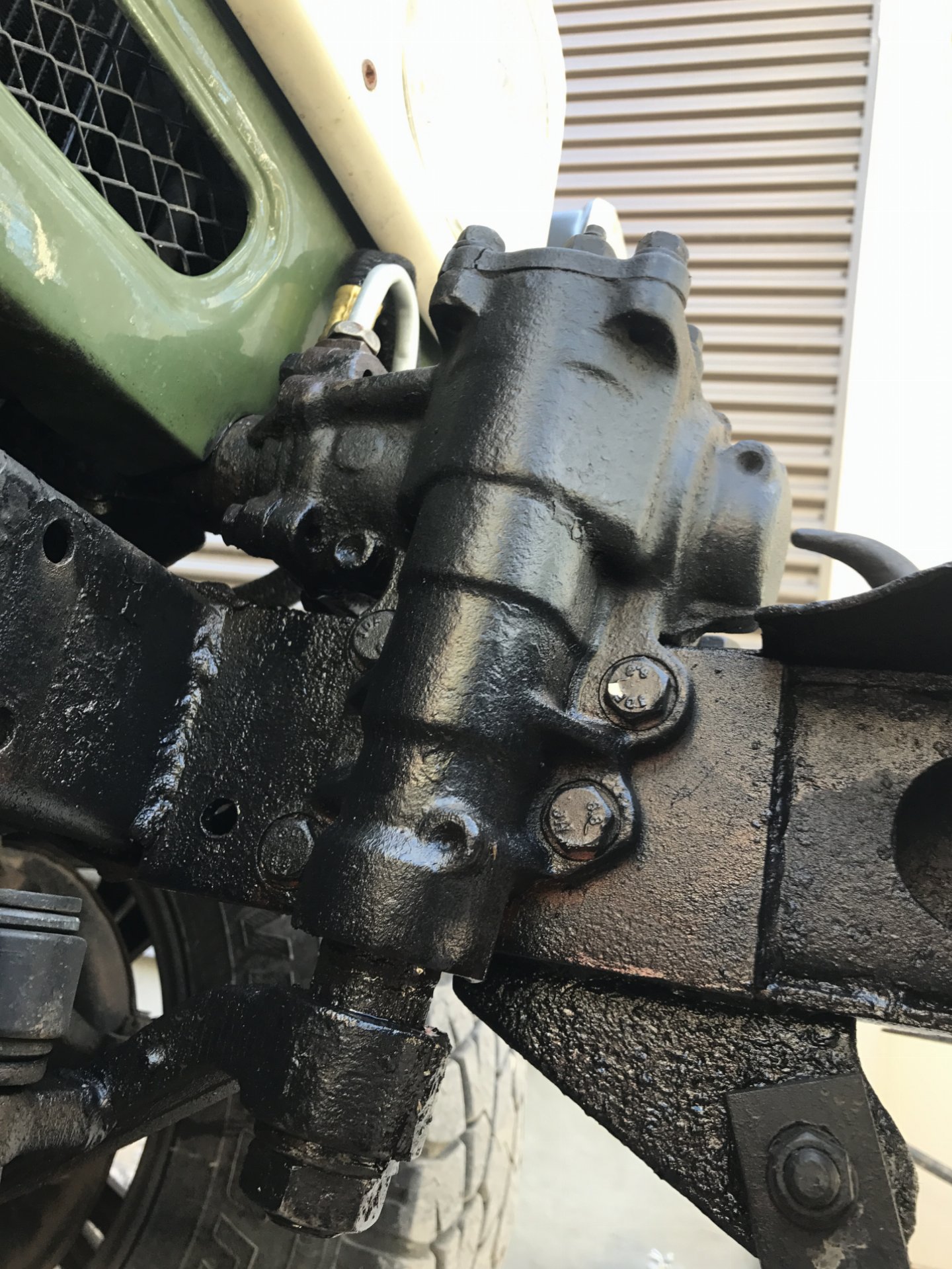 Help! trying to identify steering gearbox | IH8MUD Forum 2004 Ford F250 Power Steering Problems