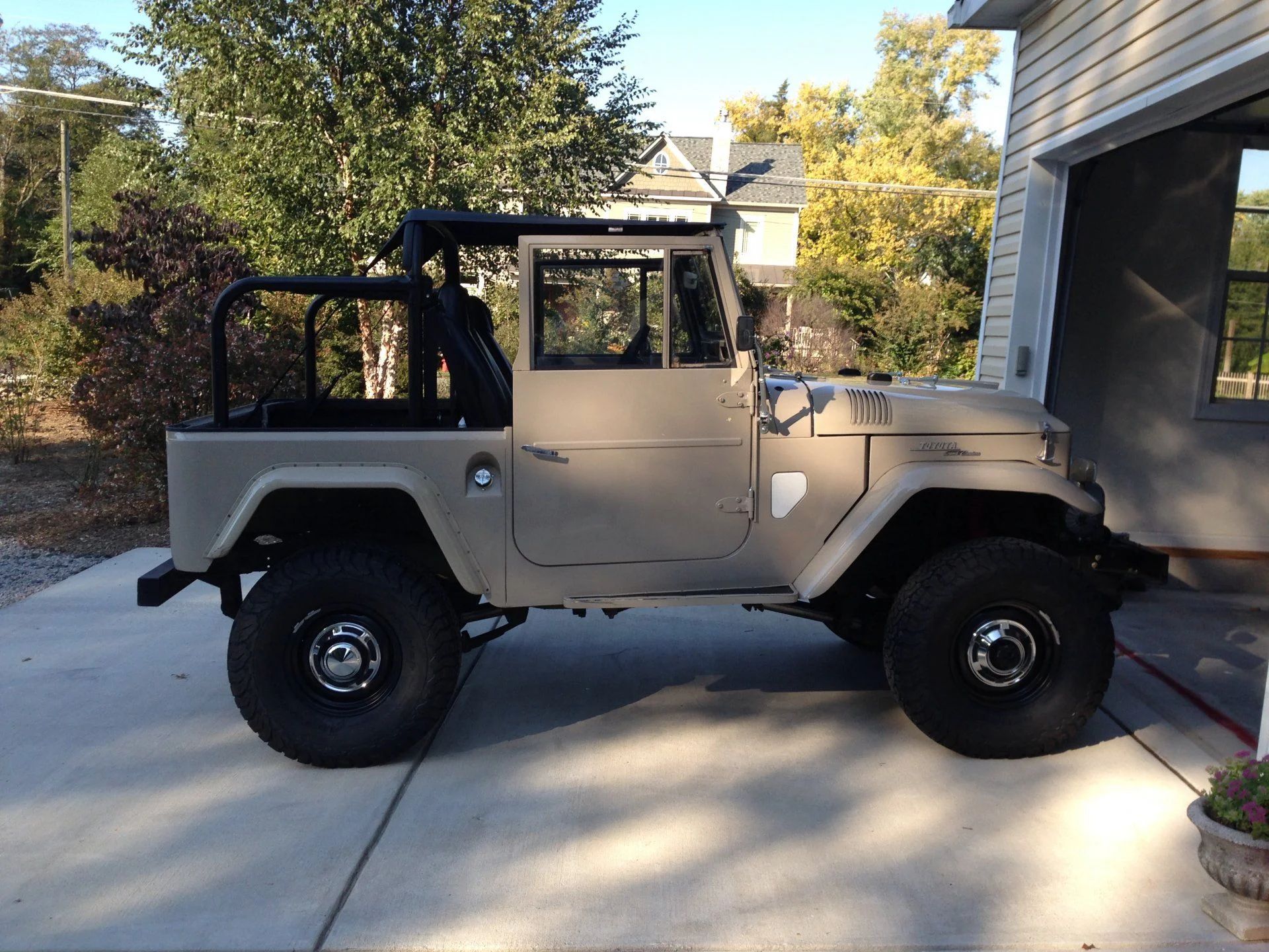 Alexandria, VA: 1965 FJ40  SBC 350 A/T