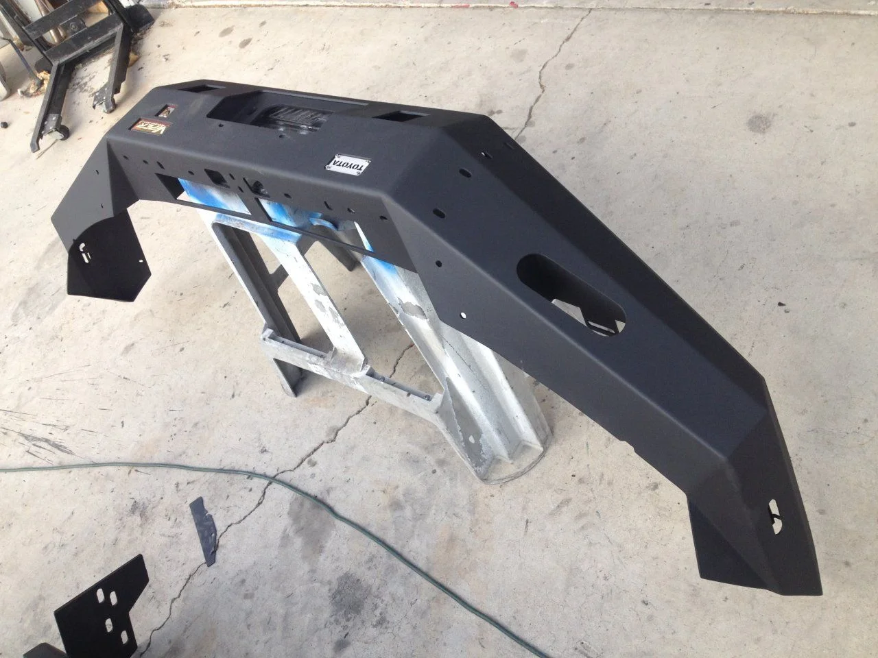 2013 LC200 Race & Trail Build Air Lockers Gears Coilovers UCA's LCA's ...