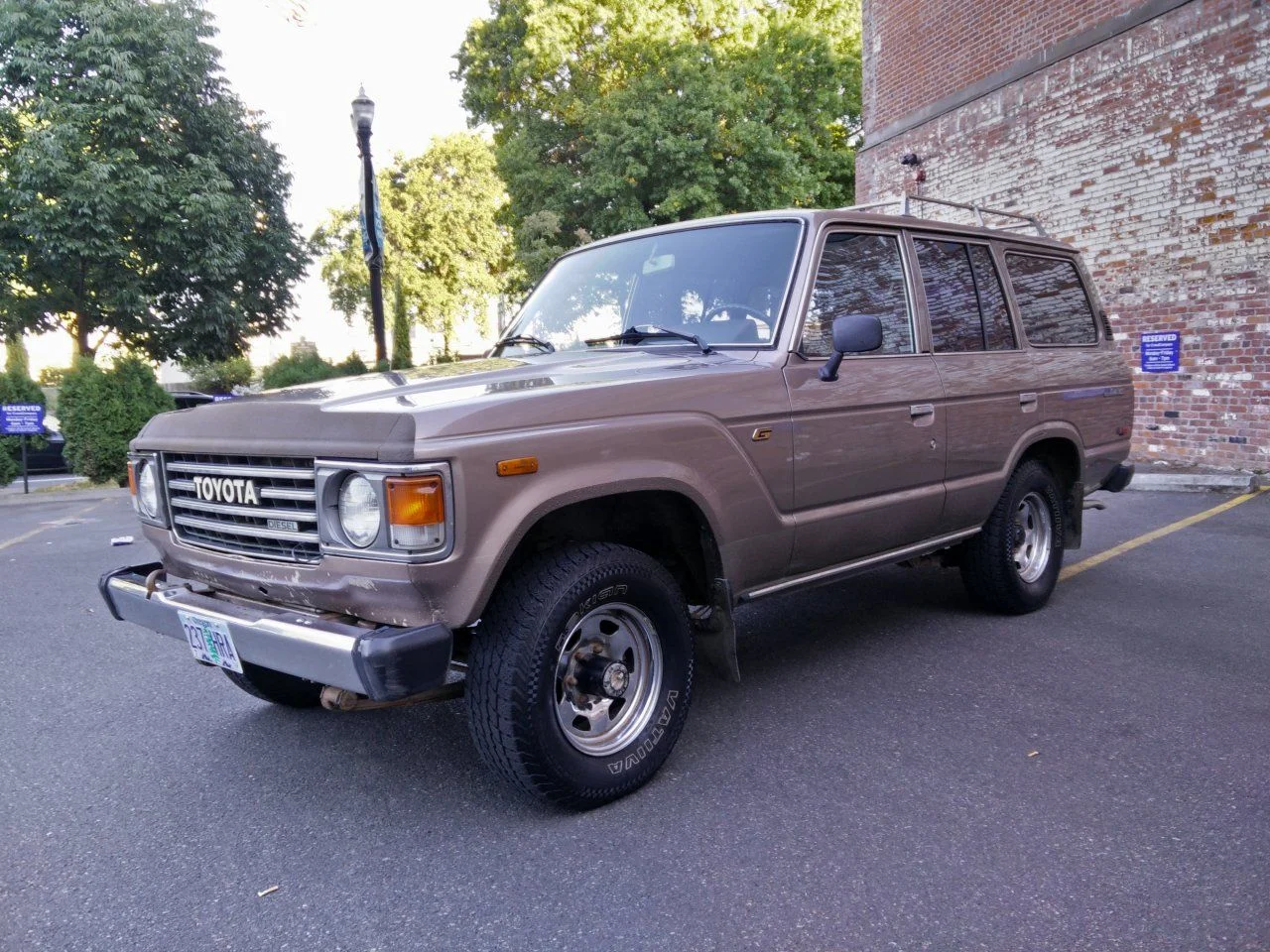 1985 Toyota Diesel Landcruiser BJ60 (Portland Oregon)