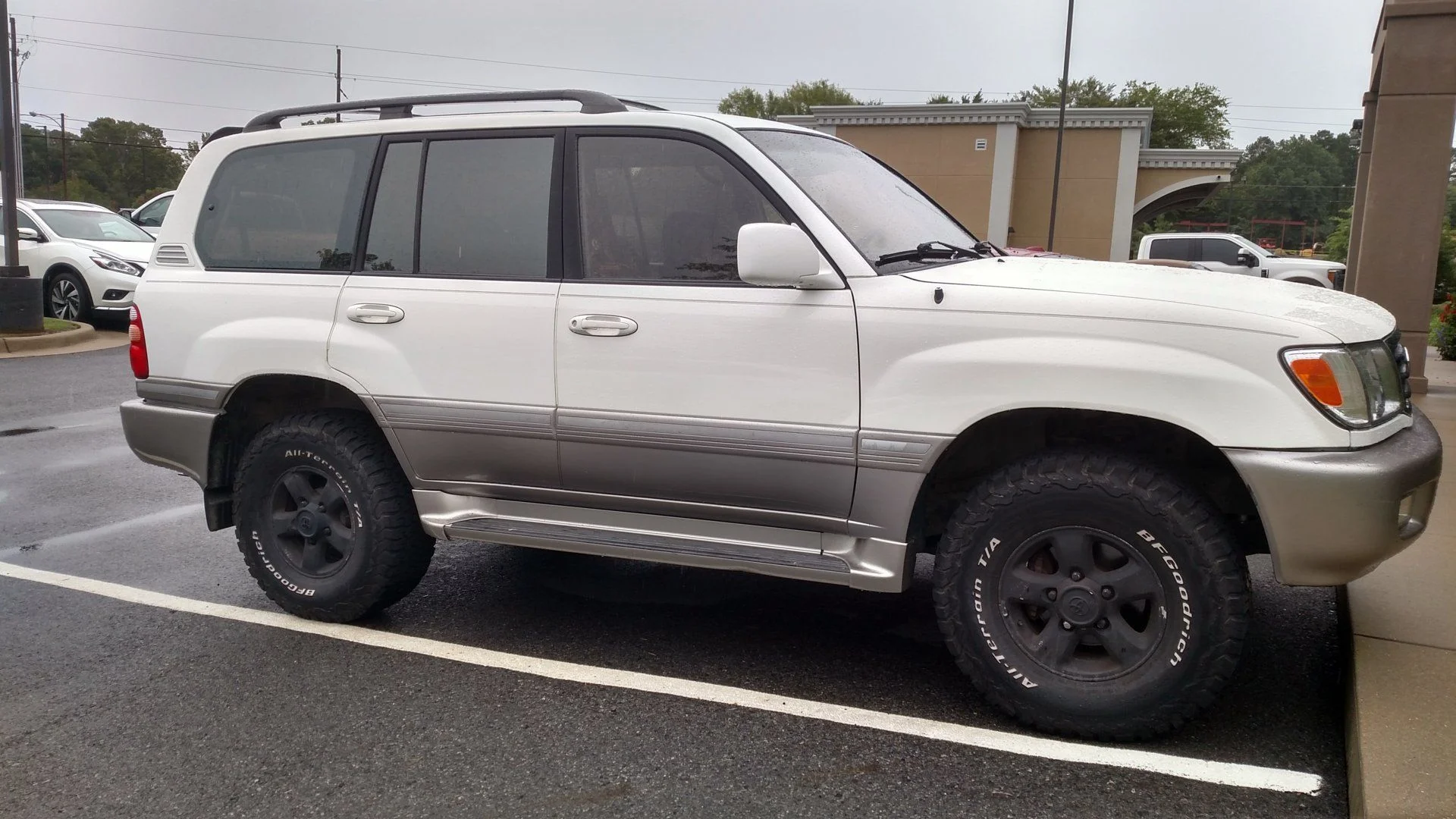 2000 LC 100 sr