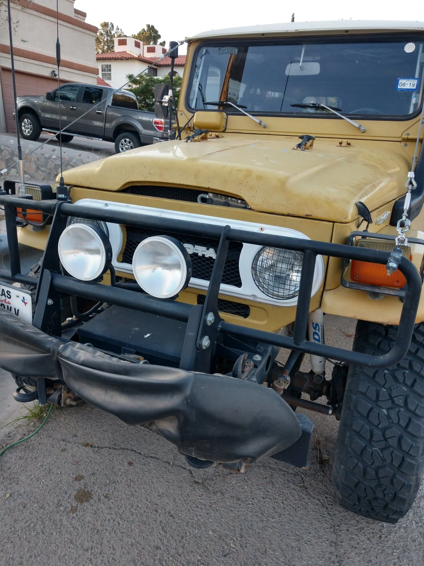 El Paso,TX   1977 FJ40 F/S No longer available