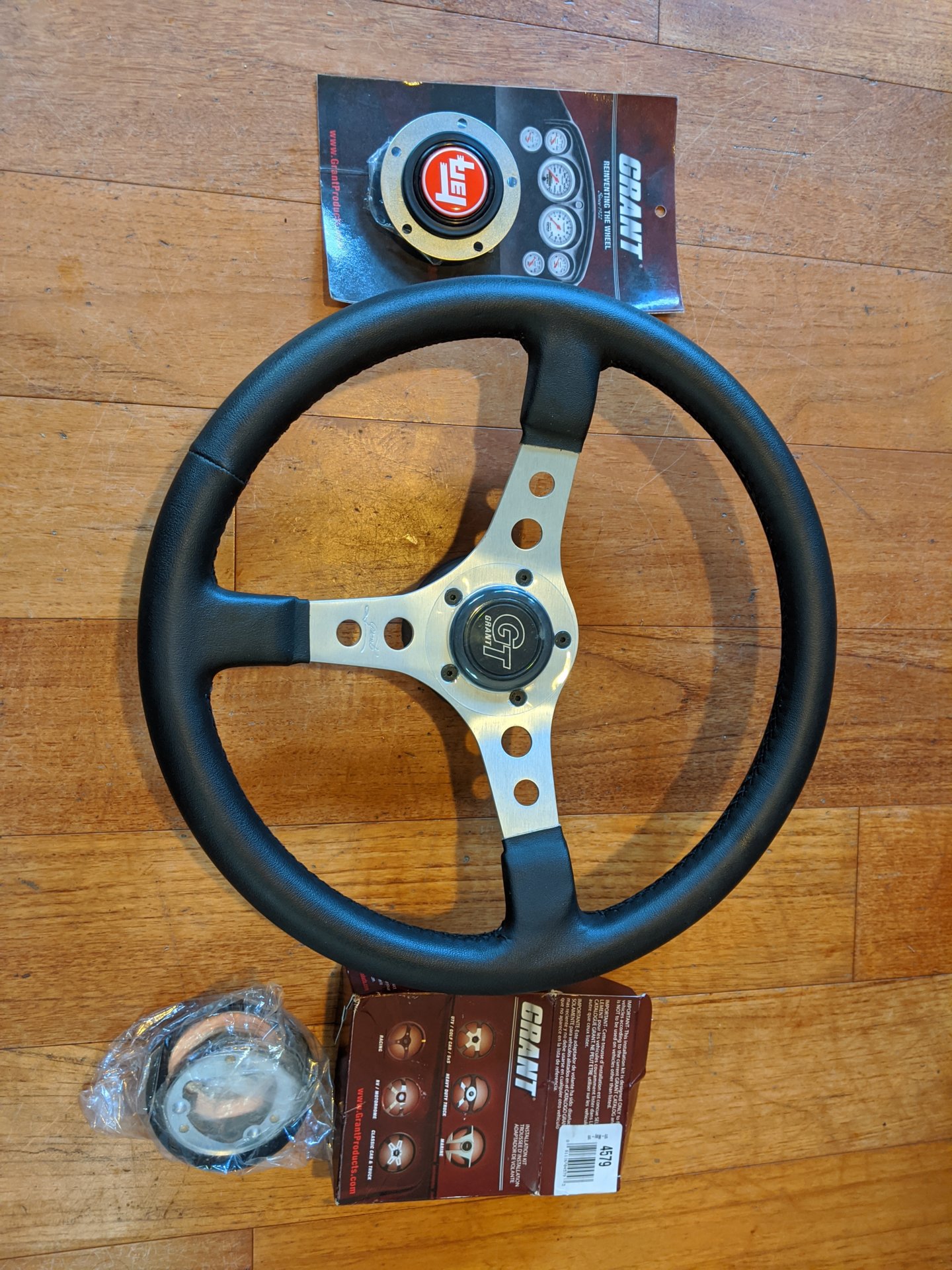 Grant Products 1760 Formula GT Wheel 