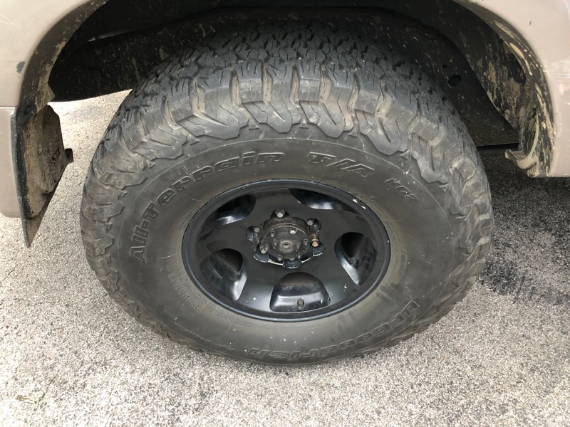 SOLD - TN: 315/75R16 BFG KO2s on LC80 OEM wheels 6x5.5 | IH8MUD Forum 315 75r16 On Stock Chevy Rims
