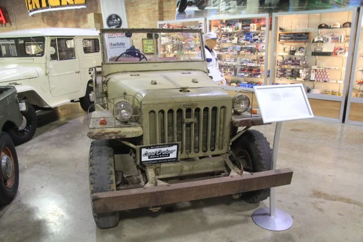 1979806