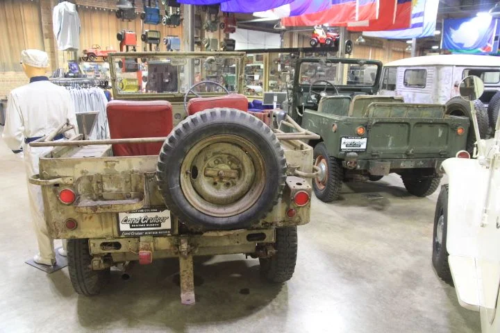 1979809