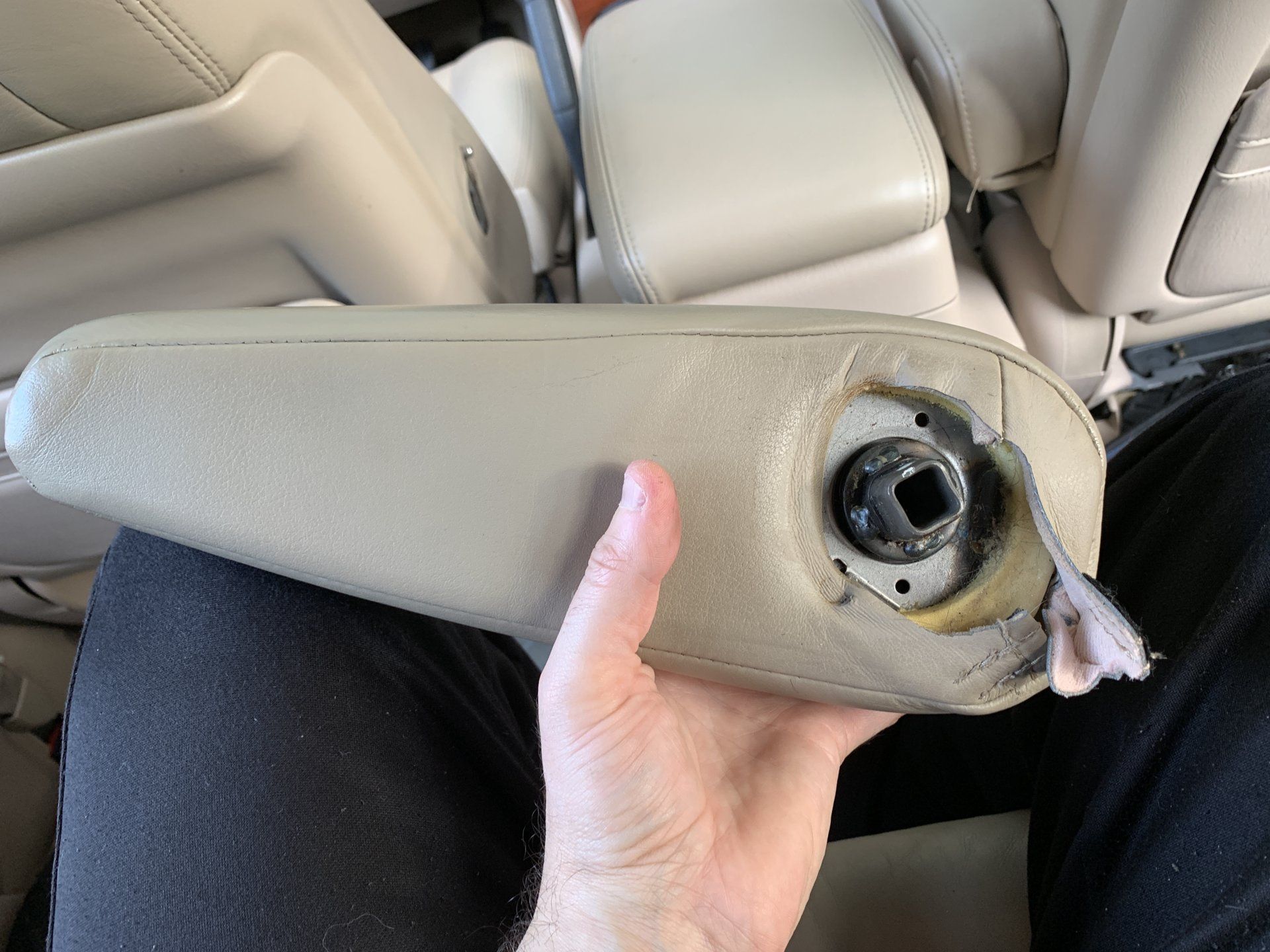 Gx470 armrest replacement deals