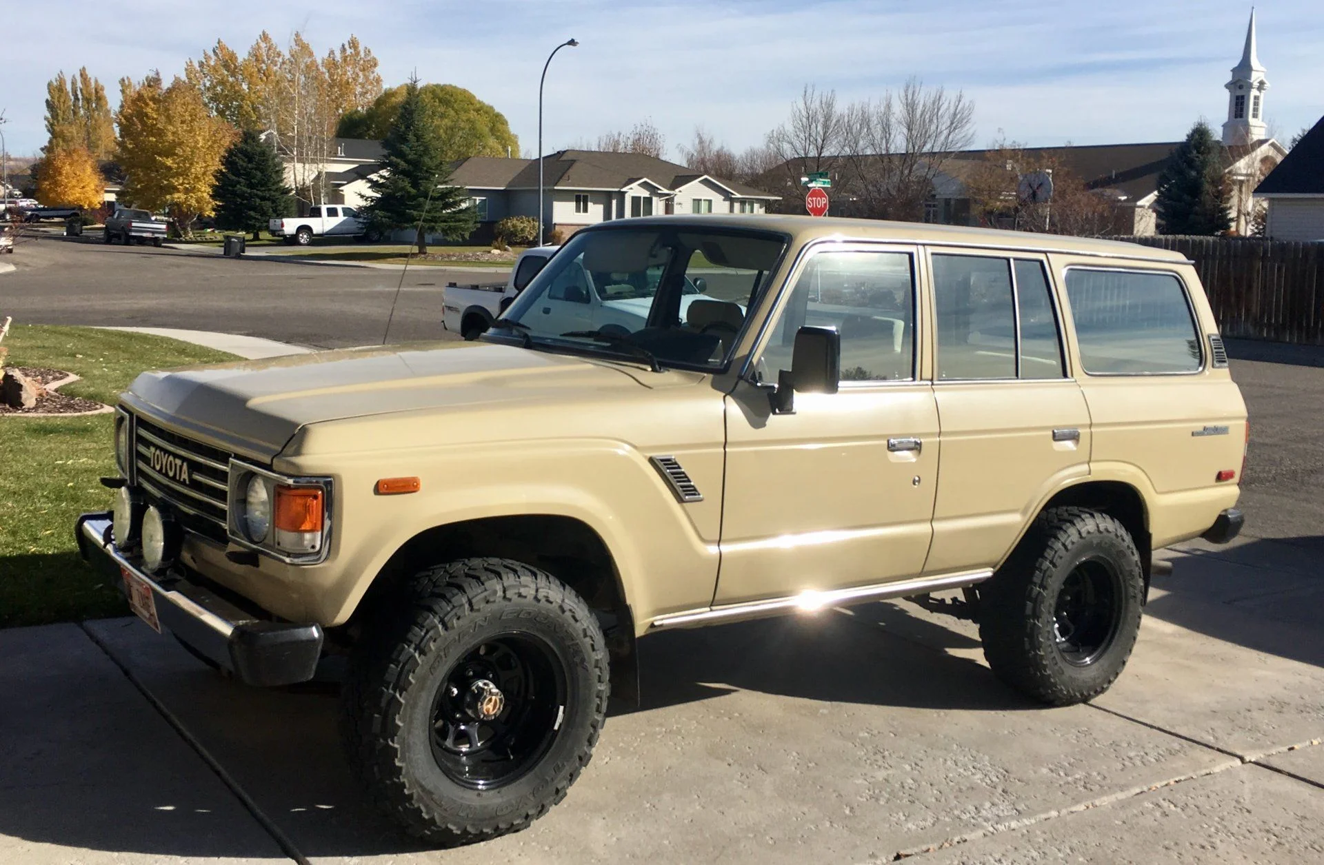 Idaho Falls: 1986 FJ60 Desert Tan - Rebuilt MAF 2F w/ 25k miles