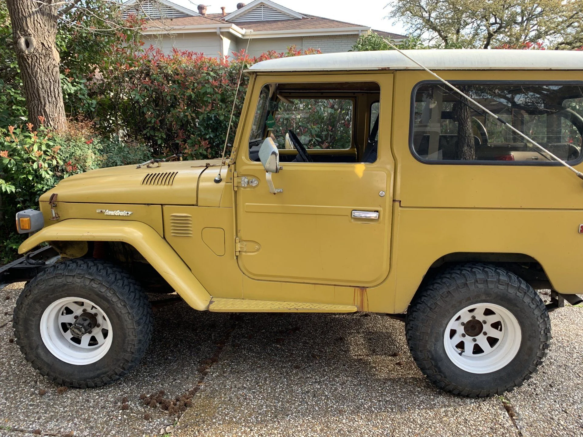 Dallas 1976 FJ40