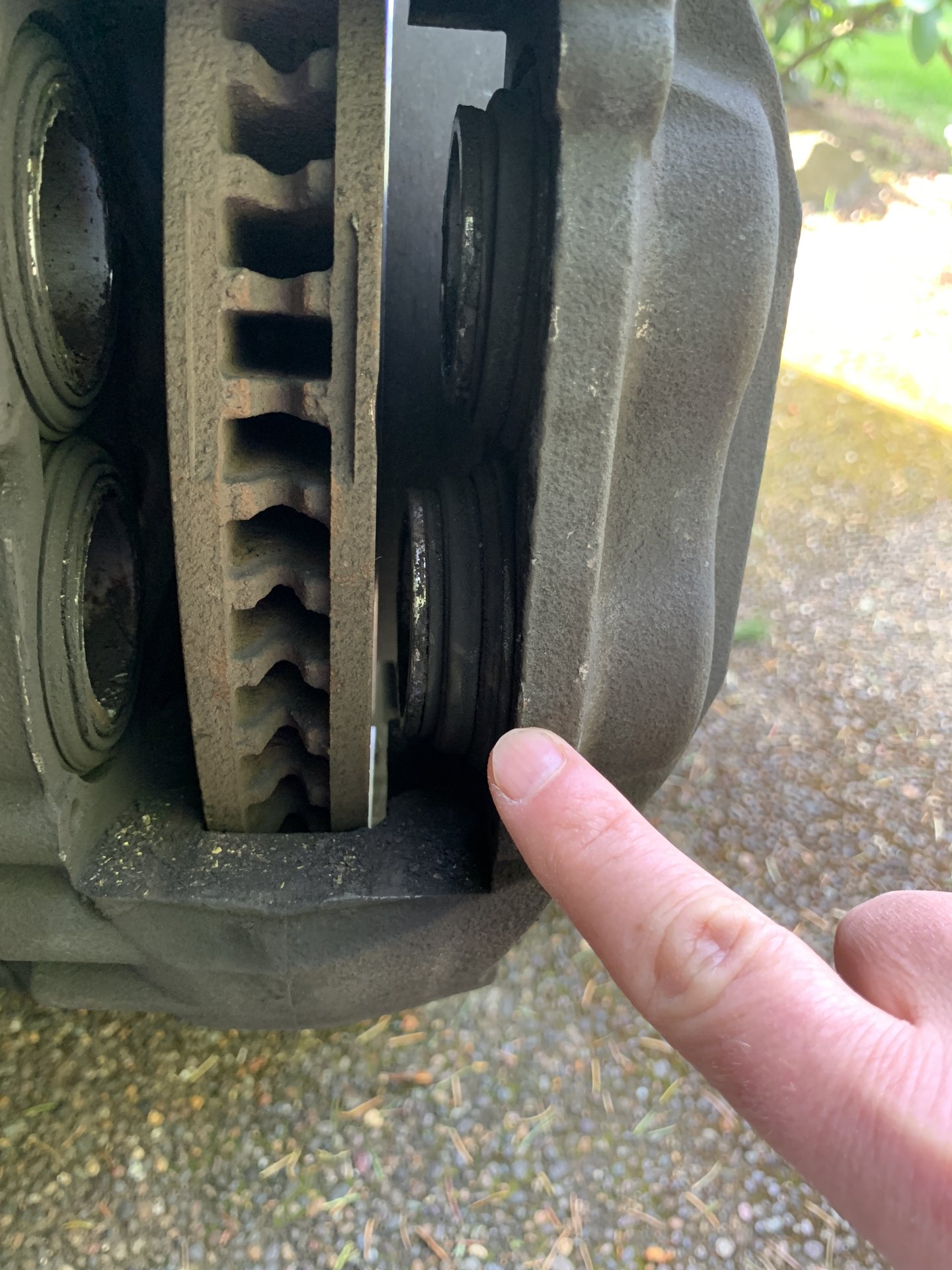 Front brake caliper piston won't compress?! IH8MUD Forum