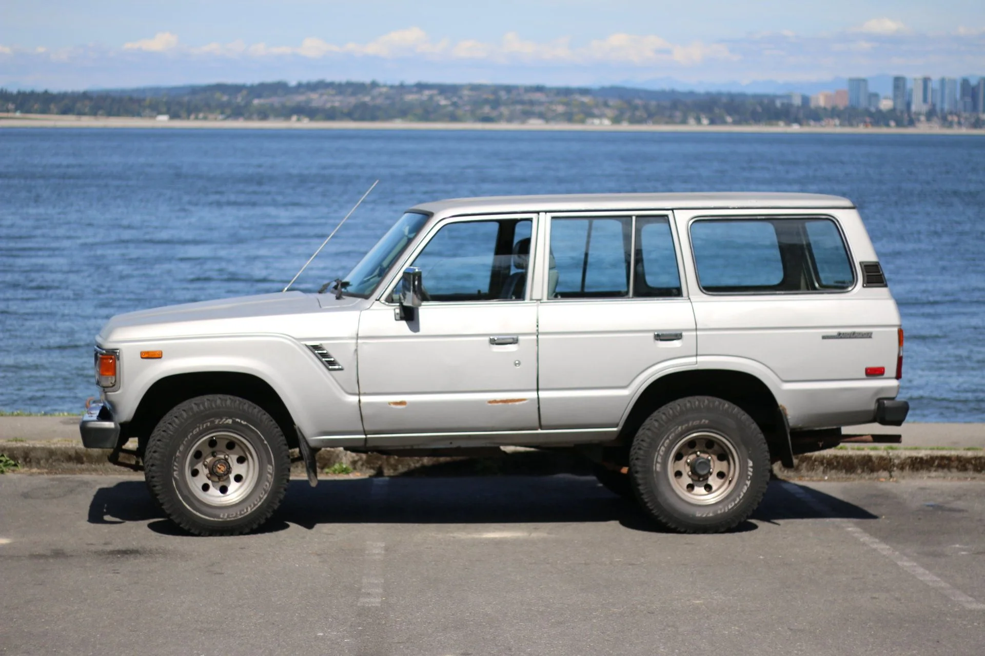 [SOLD] Seattle, WA 1987 FJ60