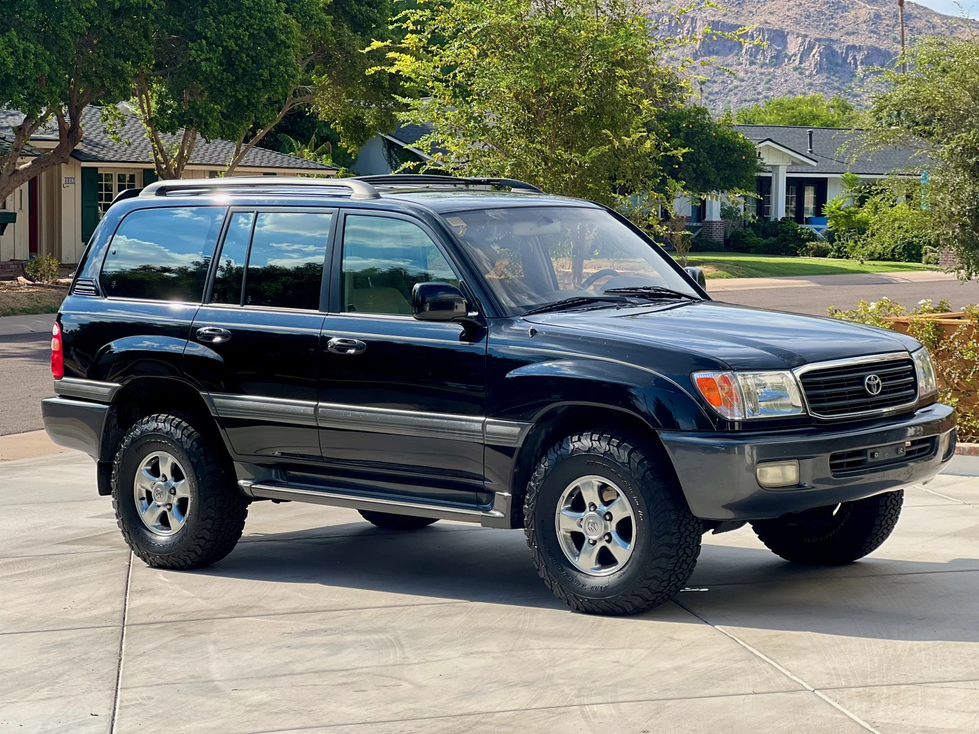 Phoenix, AZ: 2002 Land Cruiser UZJ100