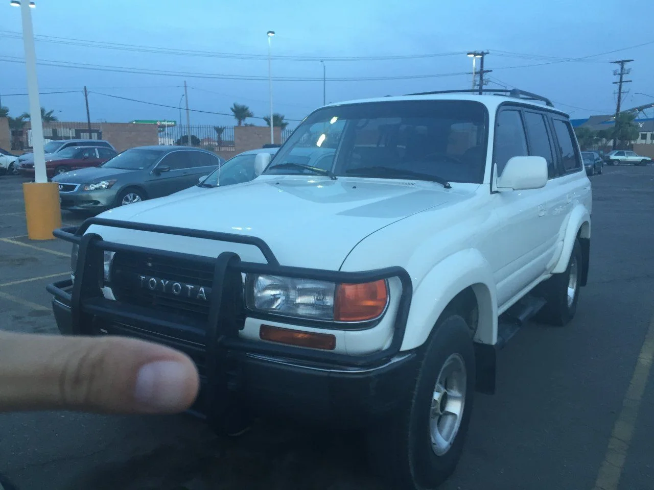 Clean 1994 Land Cruiser – Factory Lockers – 141K Miles