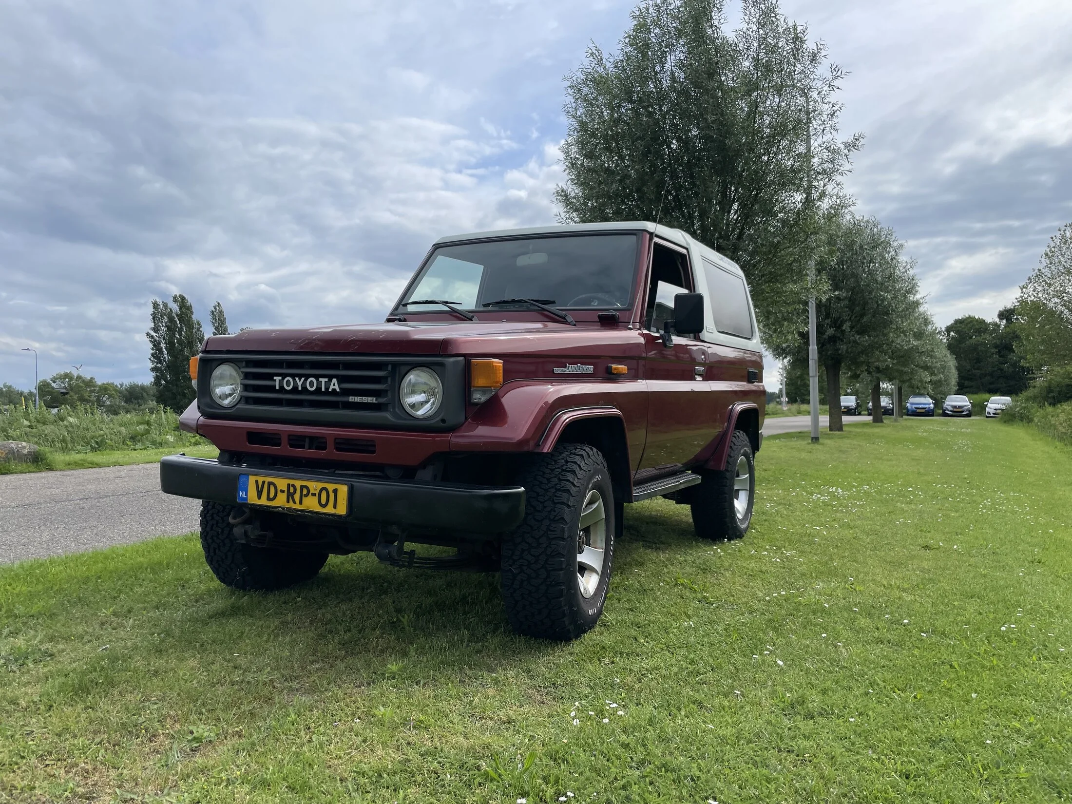 HZJ73 1994