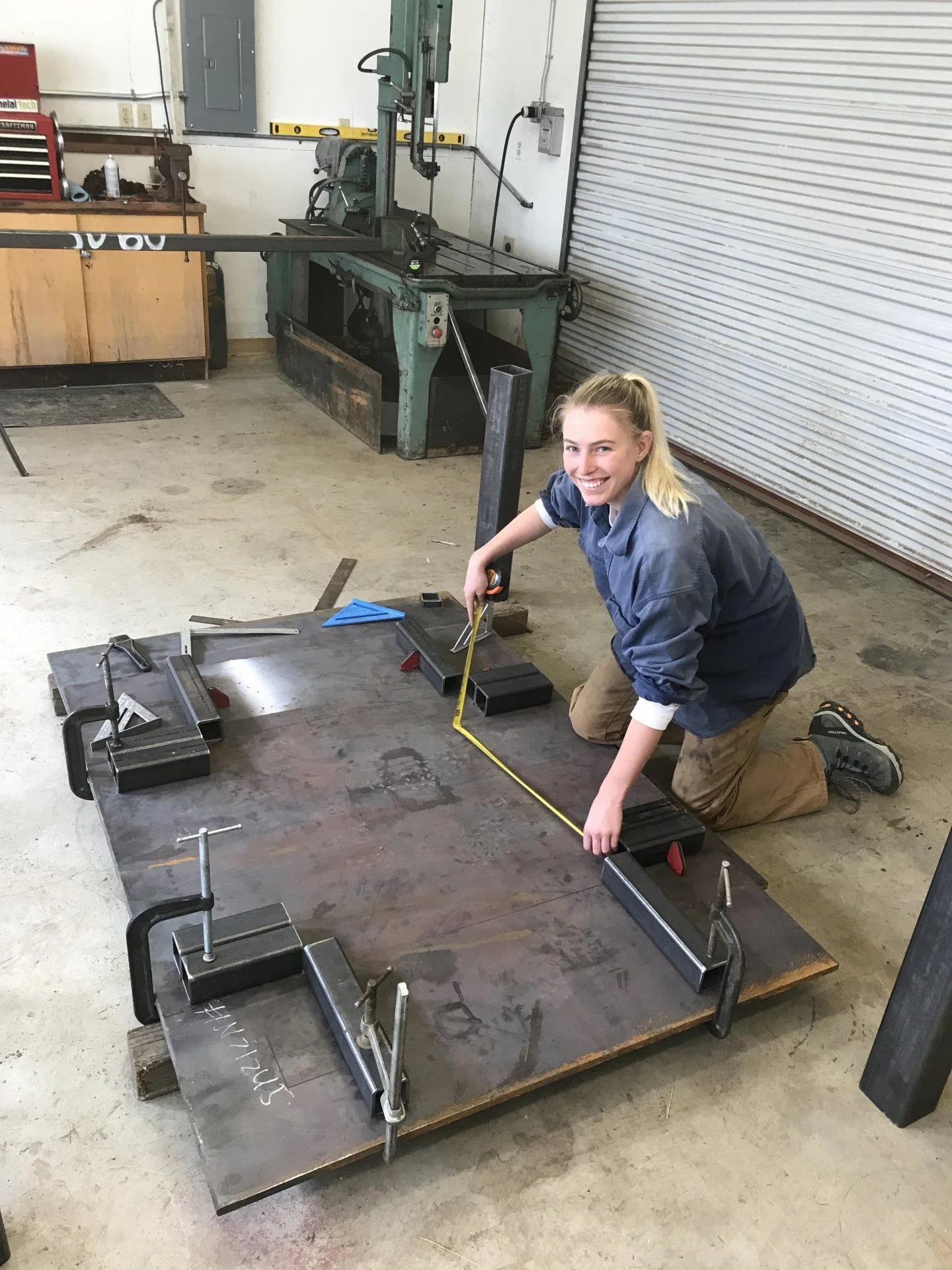 Rolling, extendable welding table build | IH8MUD Forum